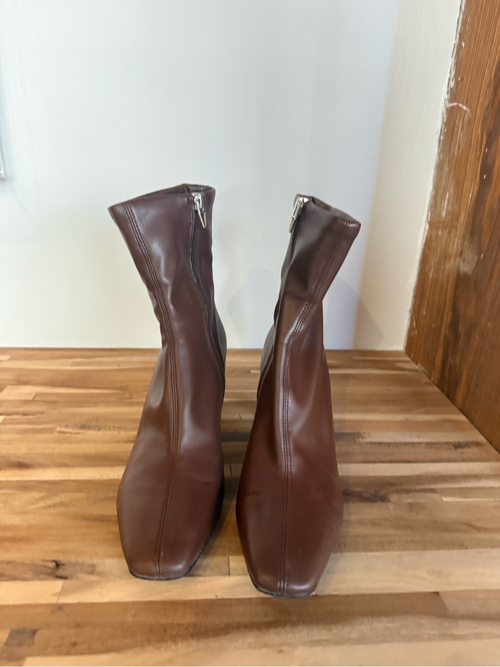 Dolce Vita Brown Square Toe Heeled Ankle Boots Women's 7.5 – Worn 4x